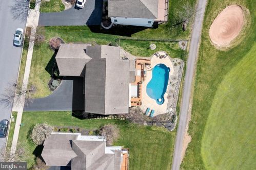 96 Masters Dr, Pottstown, PA 19464-3490