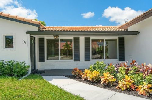 928 4th St, Boca Raton FL  33432-4202 exterior