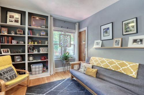 2338 61, Milwaukee WI 53219-2135 exterior