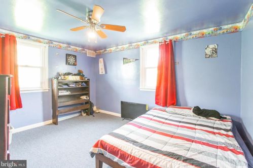 2504 48 St, Camden NJ 08110-2912 exterior