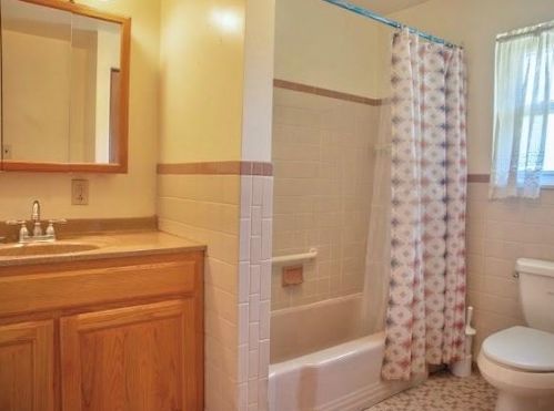 1766 Chessland St, Pittsburgh PA 15205-4003 exterior