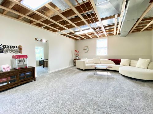 2374 Conifer Ridge Dr, Byron Township MI  49315-7915 exterior