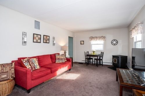 38 Ramah St, Springfield MA 01104-2741 exterior