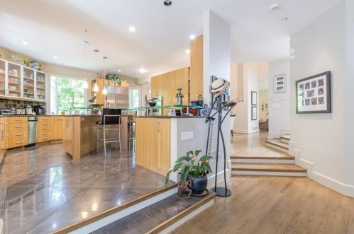 55 Finch Frst Trl, Atlanta GA 30327-4576 exterior