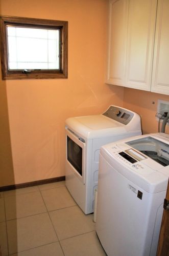 3842 Ottawa Ave, Chicago IL 60634-2128 exterior