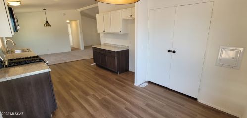 7060 Pelto Path, Tucson, AZ 85743-8954