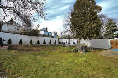 49 Liberty St, Town Center NJ 07052-5501 exterior