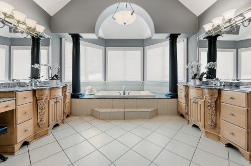 184 South St, Elmhurst IL  60126-4000 exterior