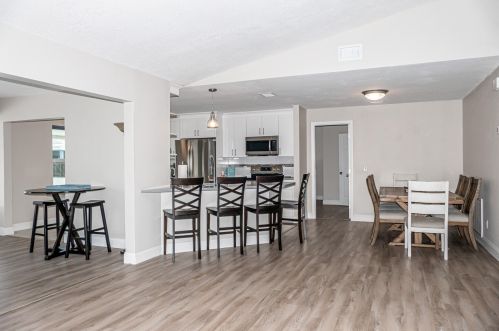 489 College Park Rd, Fort Pierce FL  34953-6224 exterior