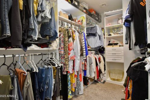 3109 72nd Ln, Phoenix AZ  85043-7822 exterior