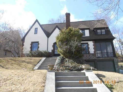 21 Hazelwood Rd, Worcester, MA 01609-1550