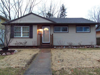 5209 83rd St, Milwaukee, WI 53218-3525