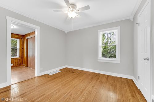 2432 12 Ave, Broadview IL 60155-4818 exterior