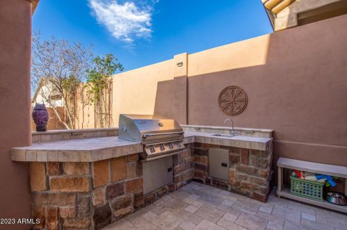 15426 4 Ave, Phoenix AZ 85041-3182 exterior