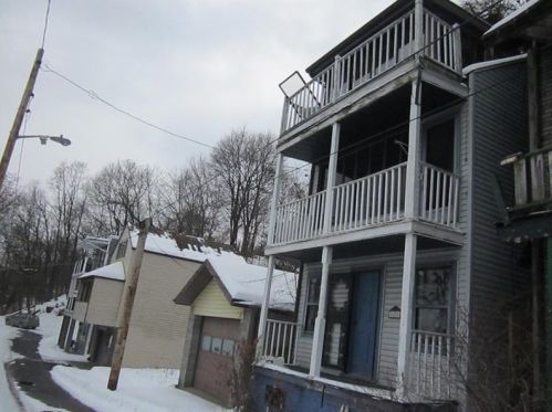 820 Newton St, Pittsburgh, PA 15203-1326