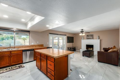 15614 29 Ave, Phoenix AZ 85053-4056 exterior