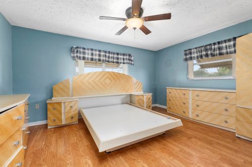 748 Oak St, Fort Pierce FL 34952-1341 exterior