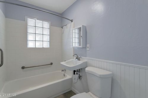 1610 38th Ave, Phoenix AZ  85009-2240 exterior