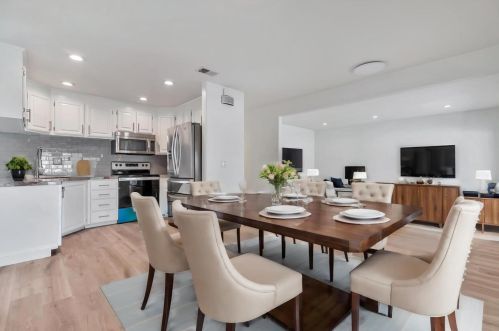 460 Crosslees Dr, San Jose, CA 95111-1825