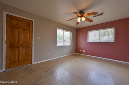 906 Halcyon Rd, Tucson, AZ 85719-2123