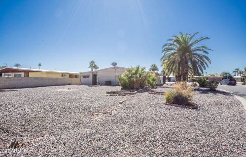 9101 Country Clb Dr, Chandler AZ 85248-6420 exterior