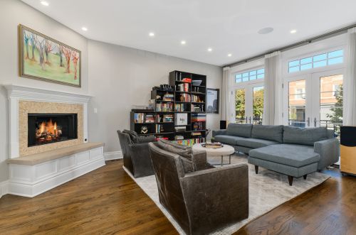 2219 Shakespeare Ave, Chicago IL 60647-3316 exterior