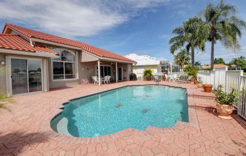 12372 Clearfalls Dr, Boca Raton FL  33428-4845 exterior