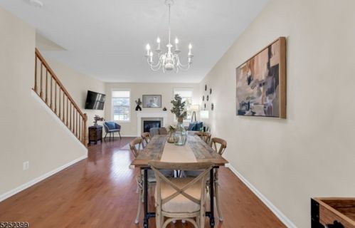 210 Swathmore Dr, Nutley NJ  07110-3928 exterior