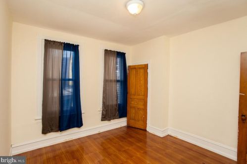 3358 Front St, Philadelphia PA 19106-3001 exterior