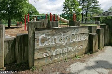 2214 Washington Ave, Silver Spring MD  20910-2623 exterior