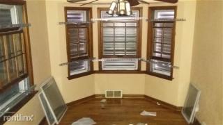 11884 Lansdowne St, Detroit MI  48224-4700 exterior