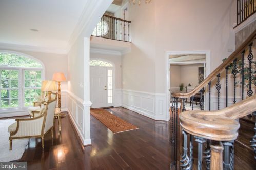 6125 Old Dominion Dr, Mc Lean VA  22101-4901 exterior