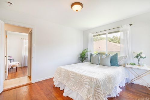 2424 Myrtle St, Honolulu HI 96816-3137 exterior