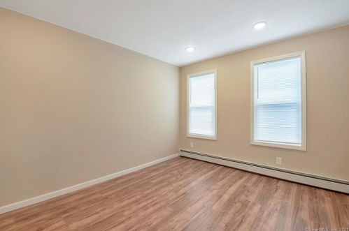 71 Albany Ave, New Britain CT 06053-3586 exterior