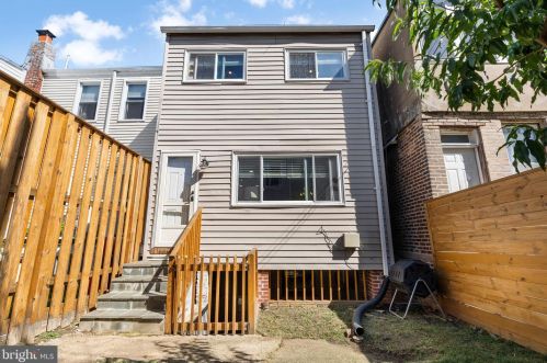 1922 4th St, Washington DC  20002-1251 exterior