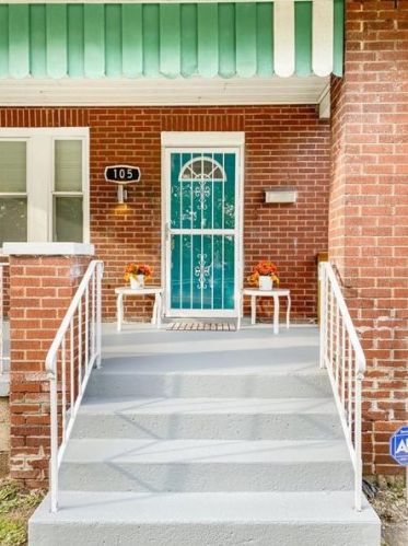 105 Imogene Rd, Pittsburgh PA  15217-2936 exterior