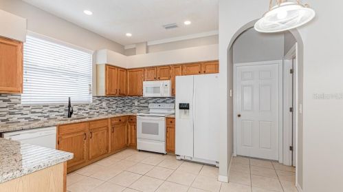 11838 Lark Song Loop, Riverview FL 33579-7088 exterior