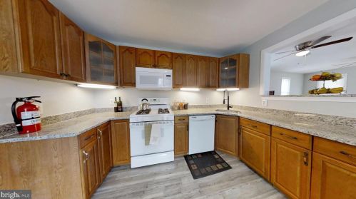 700 Randolph Ave, Riverton NJ  08077-1820 exterior