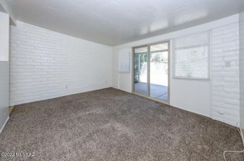 7025 Mary Dr, Tucson AZ  85730-1714 exterior