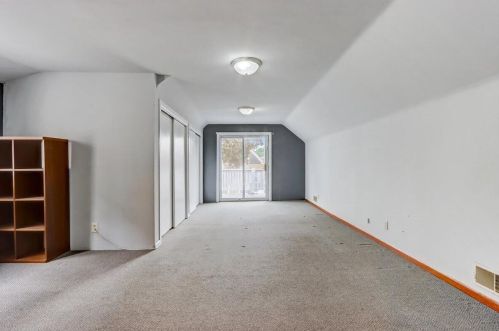 3030 15 Pl, Milwaukee WI 53215-3721 exterior