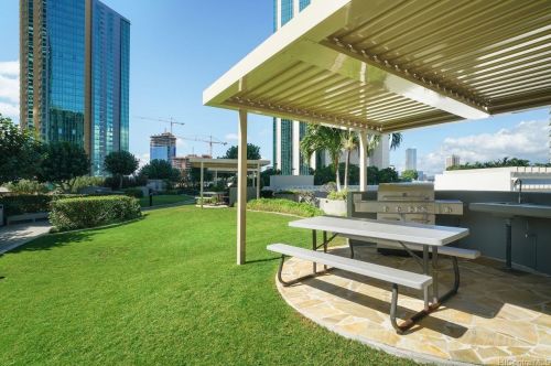 1330 Ala Moana Blvd, Honolulu HI  96814-4200 exterior