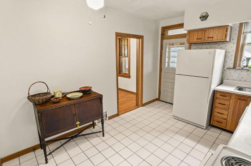 5015 Lindenwood Ave, Saint Louis MO 63109-1728 exterior