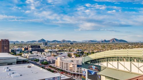 310 4th St, Phoenix AZ  85004-0610 exterior