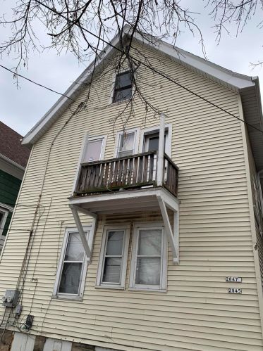 2845 24th Pl, Milwaukee WI  53206-1106 exterior