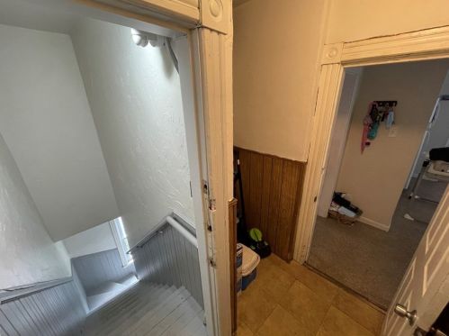 25 Cambridge St, Worcester MA 01603-2325 exterior