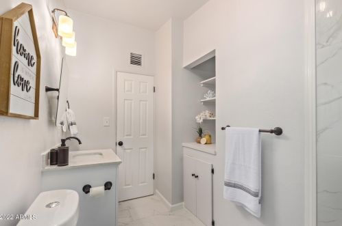 2214 7th Ave, Phoenix AZ 85007-1503 exterior