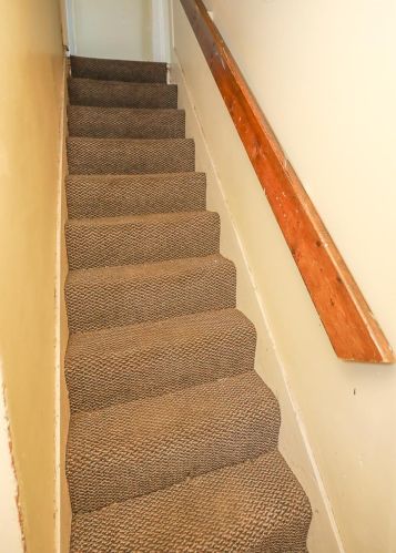 38 4 St, Dover NH 03820-2985 exterior