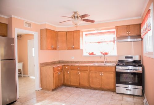 14409 University Ave, Dolton IL 60419-1903 exterior