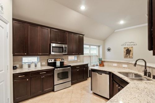 11812 Yarmouth Ln, Frisco TX 75034-8747 exterior