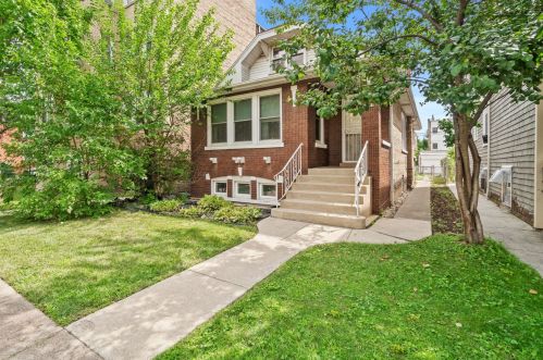 5353 Kimball Ave, Chicago, IL 60625-4713